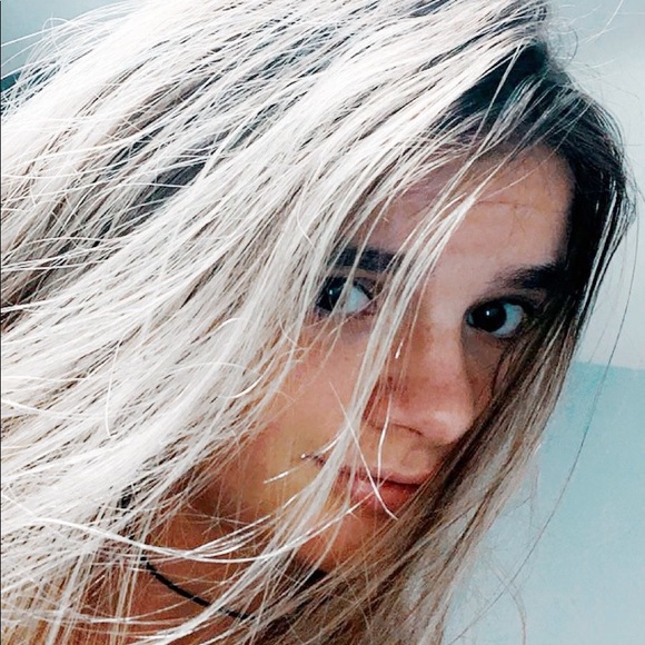 Meet your Posher, Katelyn - Picture 1 of 1